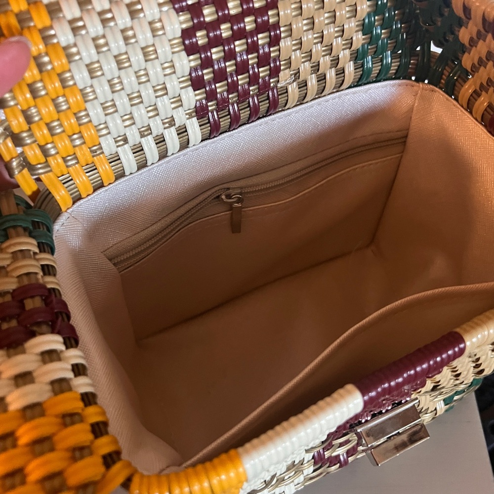 Multicolor Woven Handbag - Picture 5 of 5